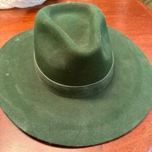NWT Anthropologie Emerald Green Hat - One Size